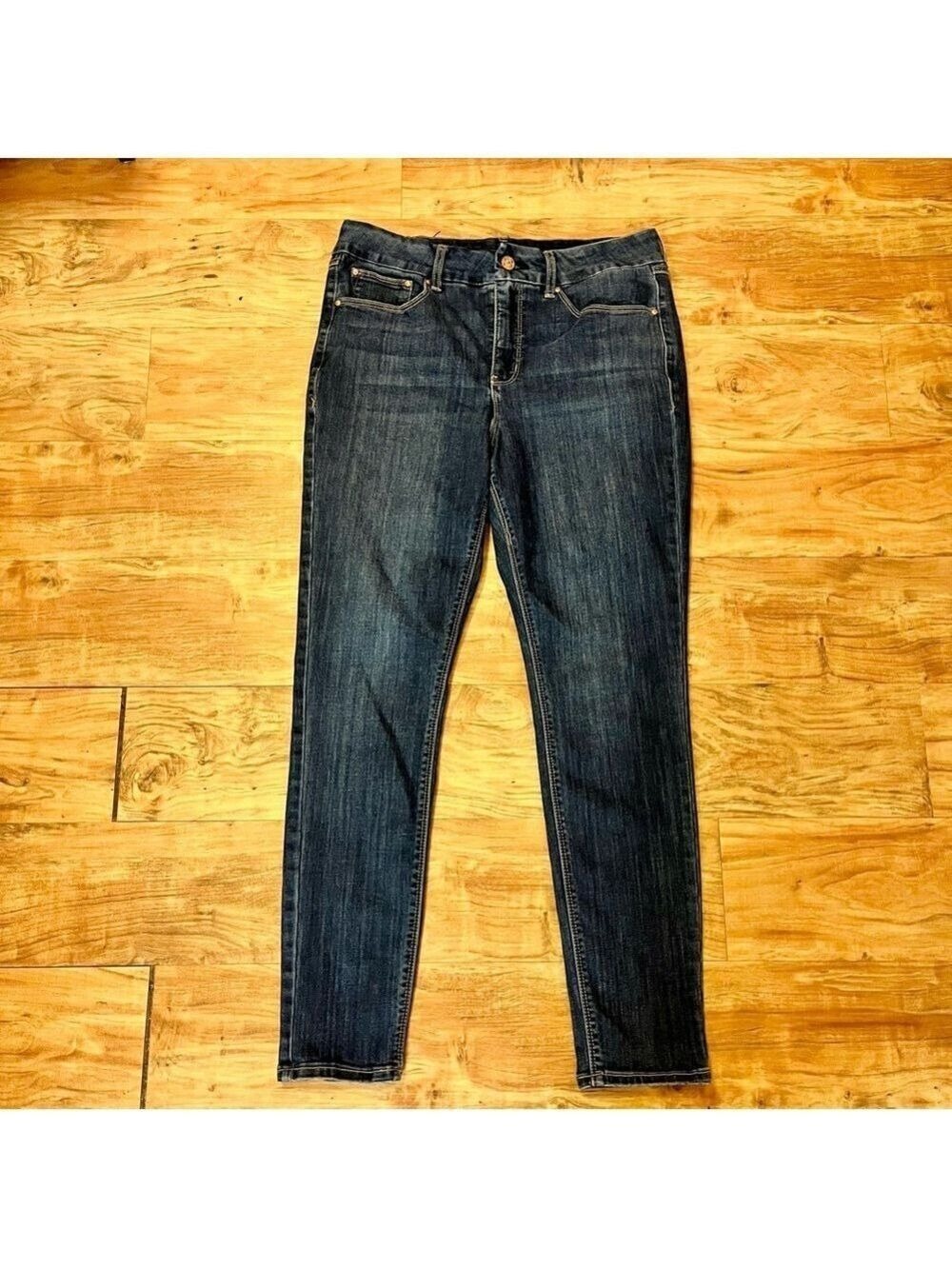 Seven7 Dark Wash Skinny Jeans size 12 classic normcore versatile comfortable
